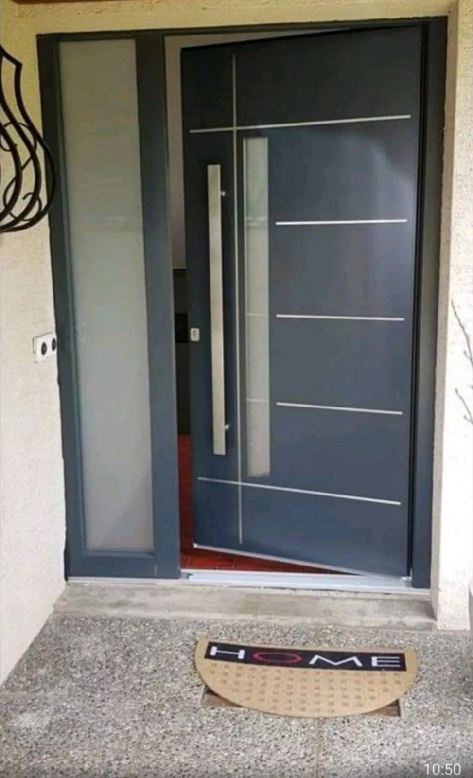 Moderna ulazna vrata — ulaz u dom